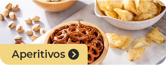 Snacks – Papas fritas, pretzels y otros bocadillos | Roatan Provision Selección de snacks que incluye pretzels, papas fritas y snacks crujientes en Roatan Provision